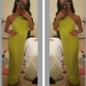 Trina Turk vina crepe halter gown size 6